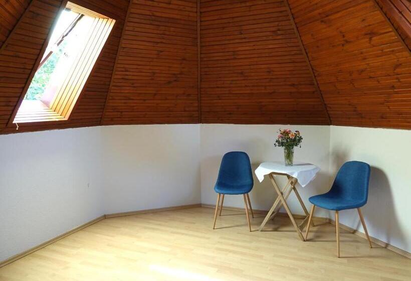 ペンション Quiet Room In Budapest Near Airport With Free Parking