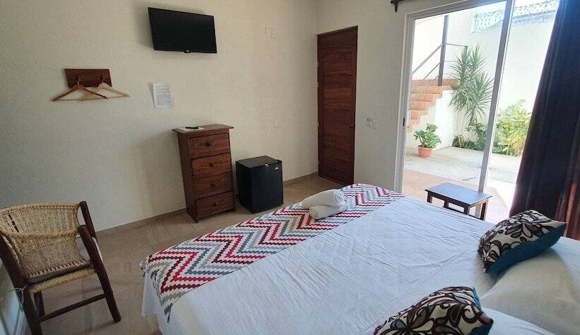 هتل Carri Surf Studio