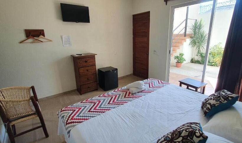 هتل Carri Surf Studio