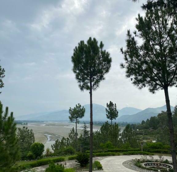 هتل Rock City Resort
