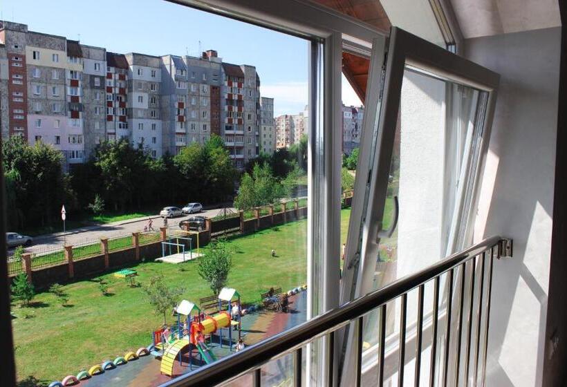 Bed and Breakfast дім святого йосифа