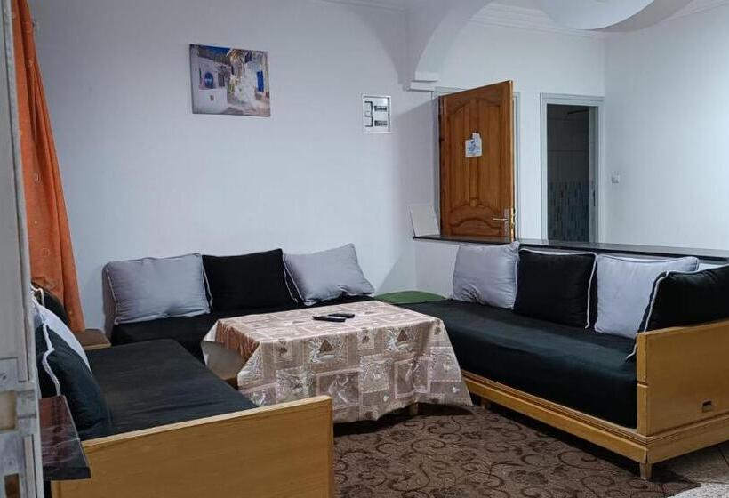 تختخواب و صبحانه Afgo Hostel