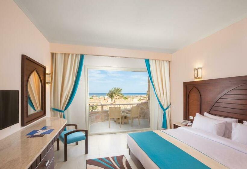 هتل Utopia Beach Club