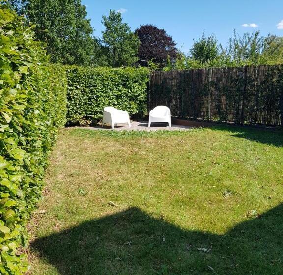 Bed and Breakfast De Friese Wouden