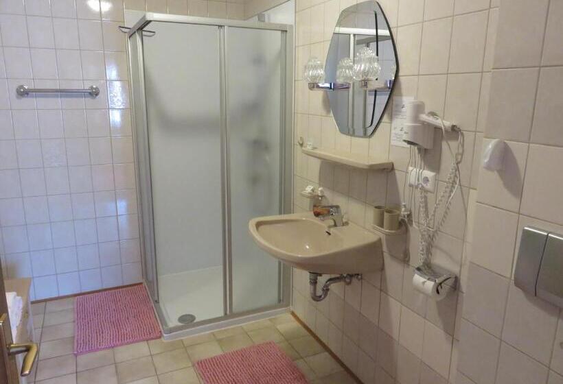 ベッドアンドブレックファースト Haus Elena