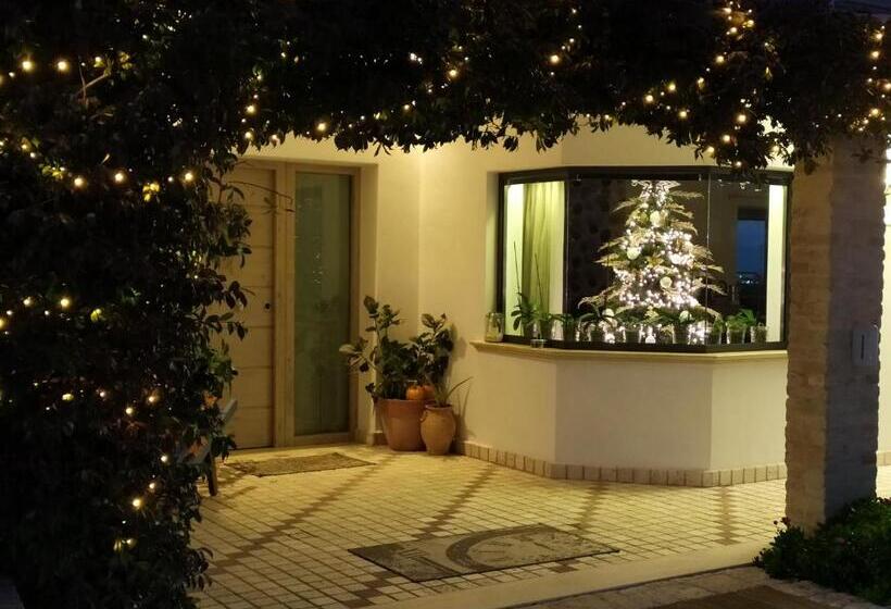 مبيت وإفطار Villaggio Cristina