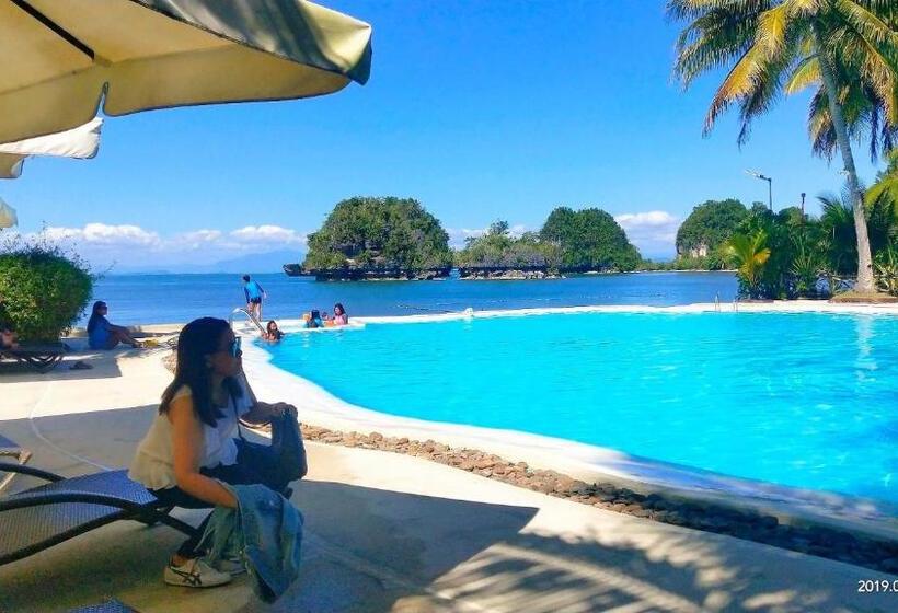 酒店 Caluwayan Palm Island Resort & Restaurant