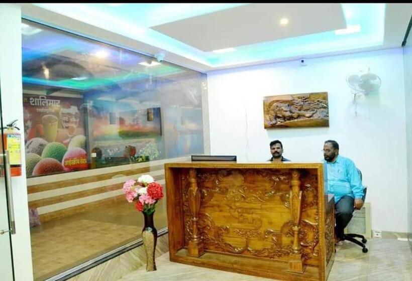 호텔 Shalimar Executive, Uran Islampur