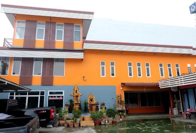 펜션 Banpong Center Place