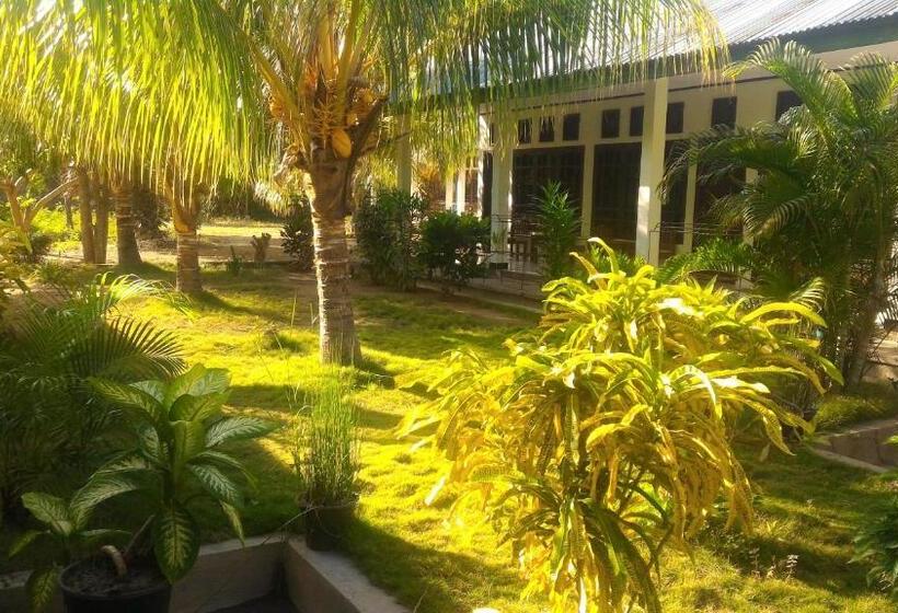 بنسيون Bintang Wisata Riung