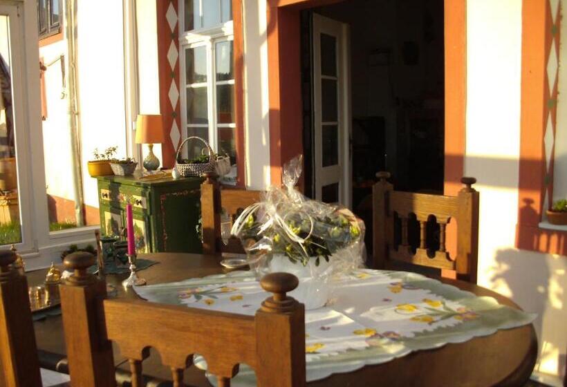 ペンション Haus Klara