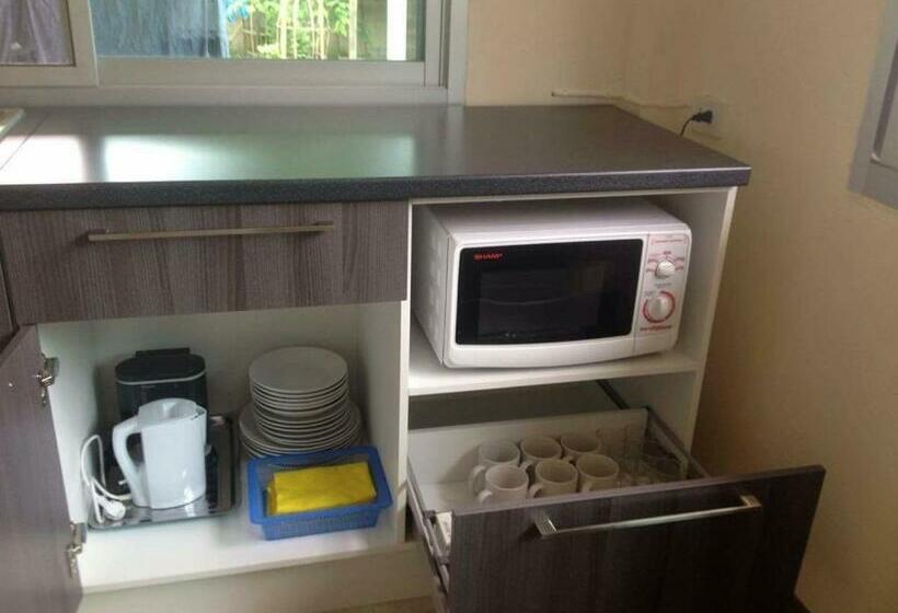 Пансион Janson S House Next To Singha Park Chiang Rai