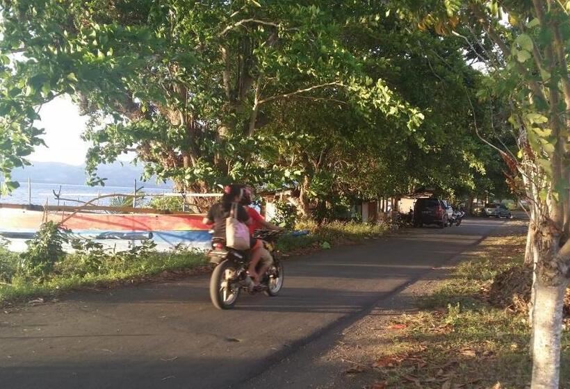 פנסיון Sendowan Baru Amurang