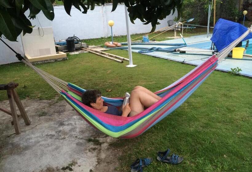 פנסיון Sendowan Baru Amurang