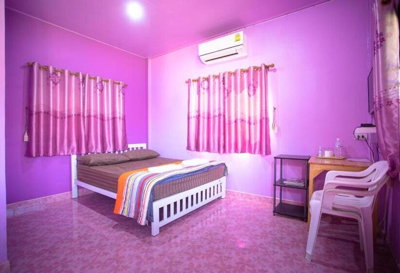渡假胜地  บ้านเขาค้อริมธาร