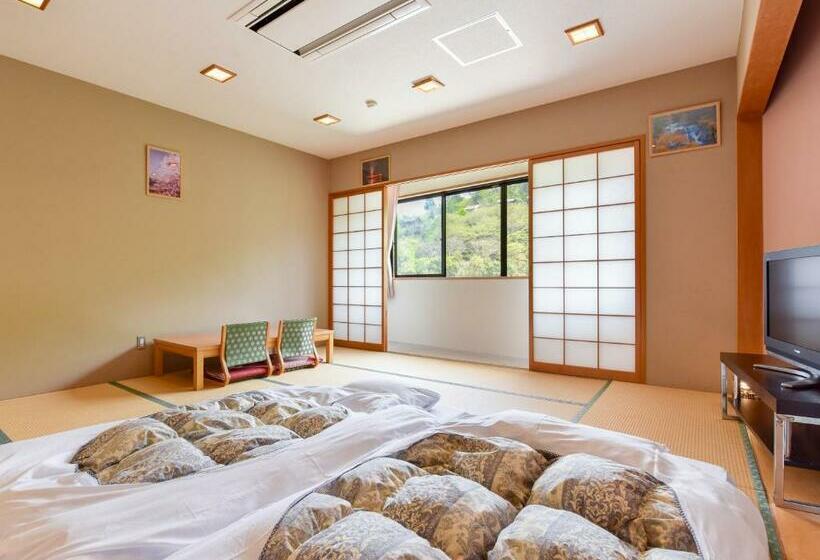 료칸 Momijigawa Onsen