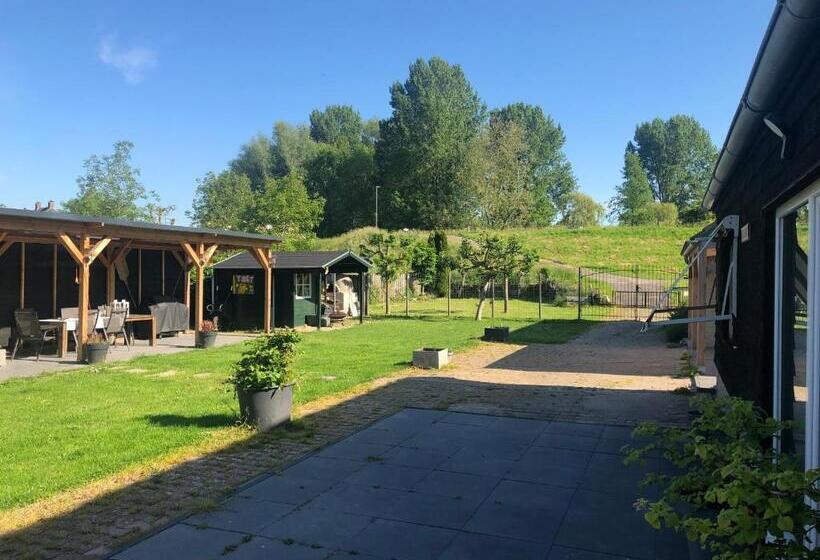 Bed and Breakfast De Oude Schuur