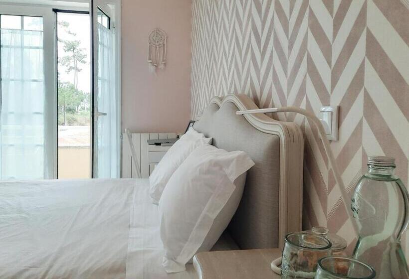 민박 Smiling Places   Guest House In Labruge