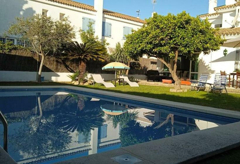 مبيت وإفطار Villa Las Redes