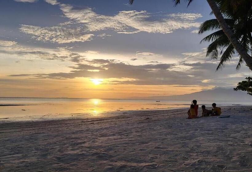 فندق Apo Diver Beach Resort