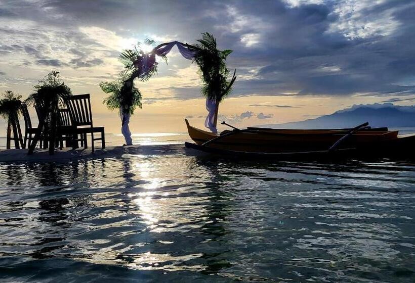 فندق Apo Diver Beach Resort
