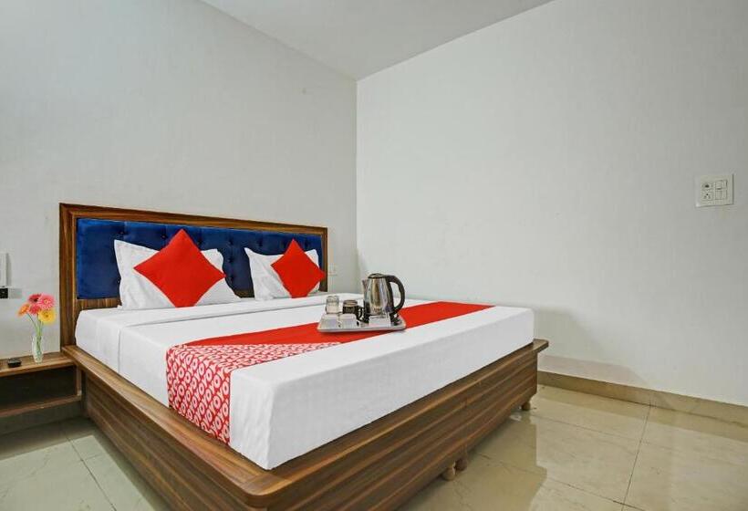 Flagship Hotel Hc Punjab Inn