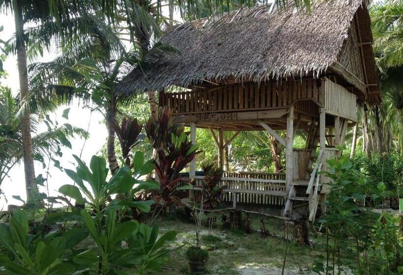 هتل Masokut Surf Camp Siberut Mentawai Surfing Barrels