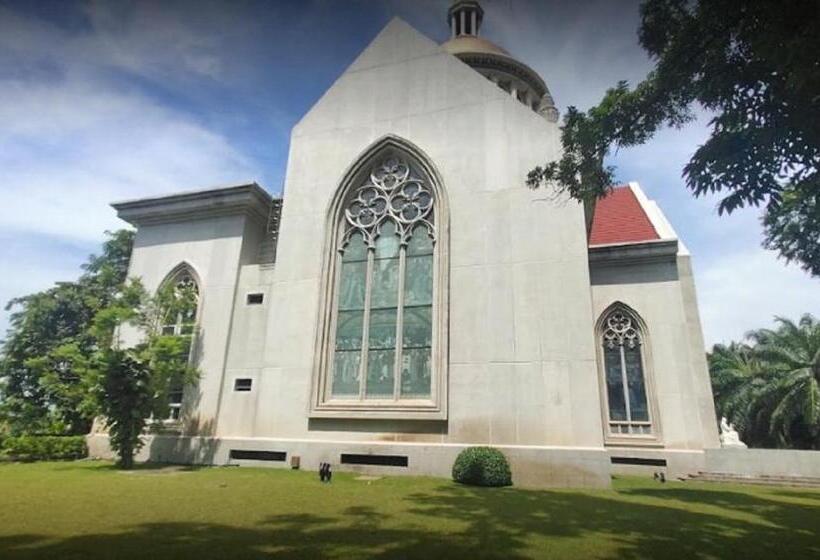 Patra Luxury Hotel Suvarnabhumi