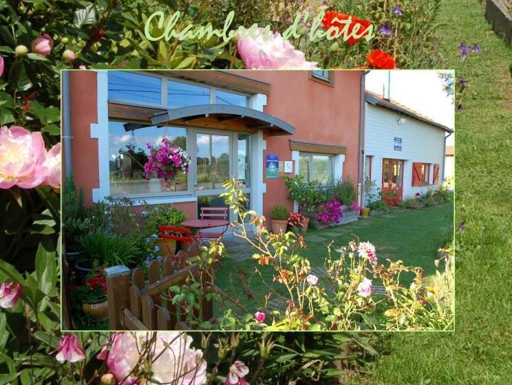 펜션 B&b La Maison Des Collines Autour Chambres D Hôtes