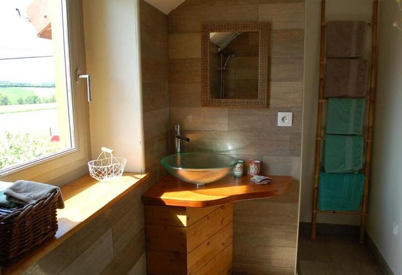 펜션 B&b La Maison Des Collines Autour Chambres D Hôtes