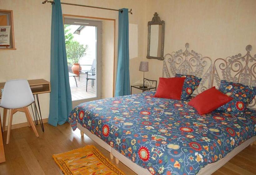 펜션 B&b La Maison Des Collines Autour Chambres D Hôtes
