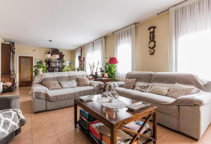 膳宿费 Habitaciones En Villa Coliving Masía Rural