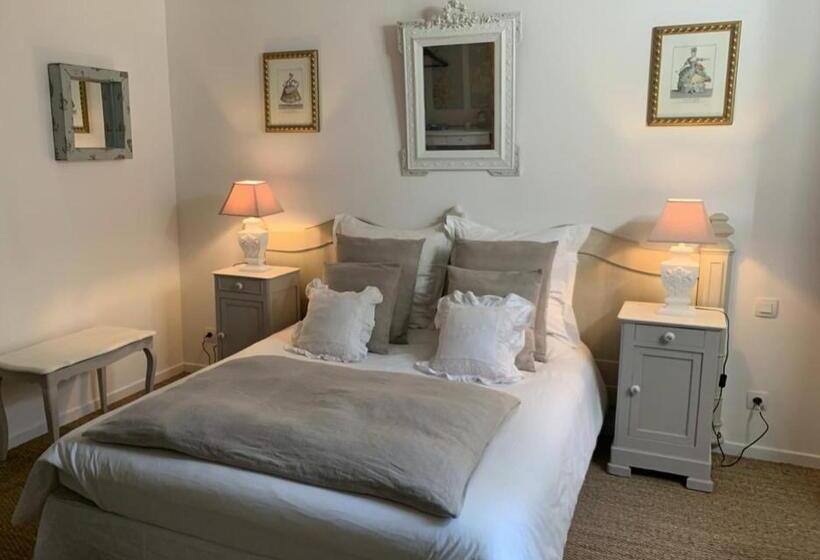 بنسيون La Closeraie Saint Girons