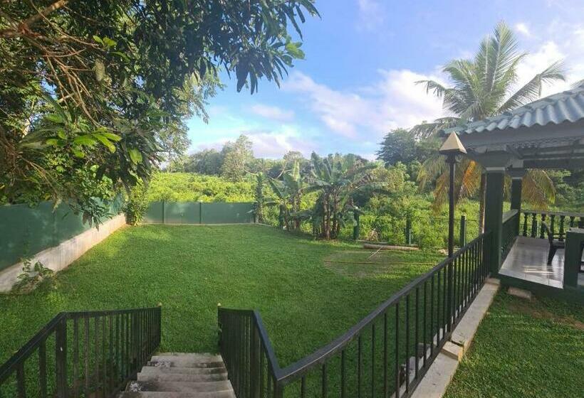 Пансион Room In Bb Suma Villa 240 Bentara Uragaha Elpitiya Rd Bentota 3