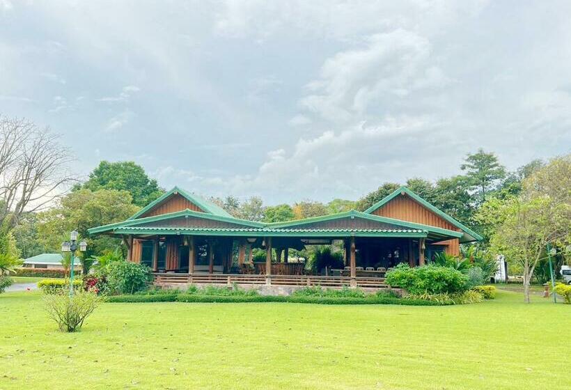 אתר נופש ทิพย์วาริน รีสอร์ท เขาใหญ่