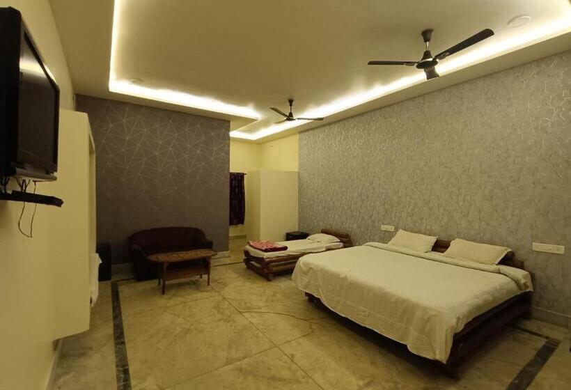 Sal Tree Resort By Vihasta, Kanha