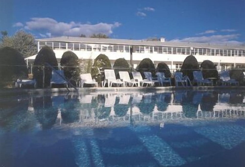 Briarcliff Motel