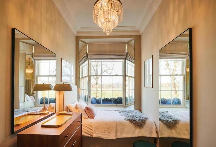 فندق Alexander Residence