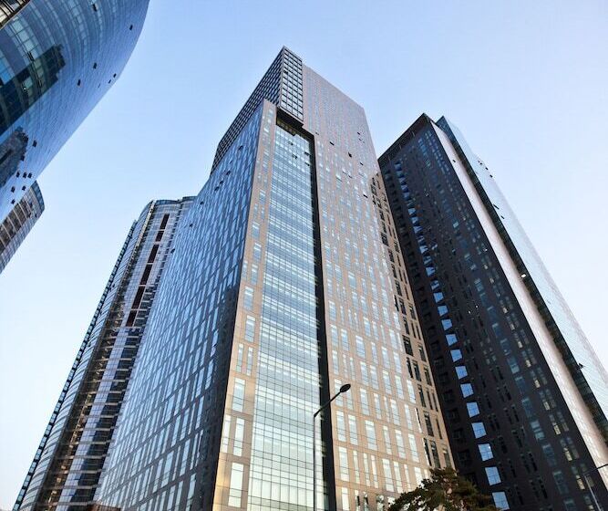 בית מלון כפרי Four Points By Sheraton Josun, Seoul Station