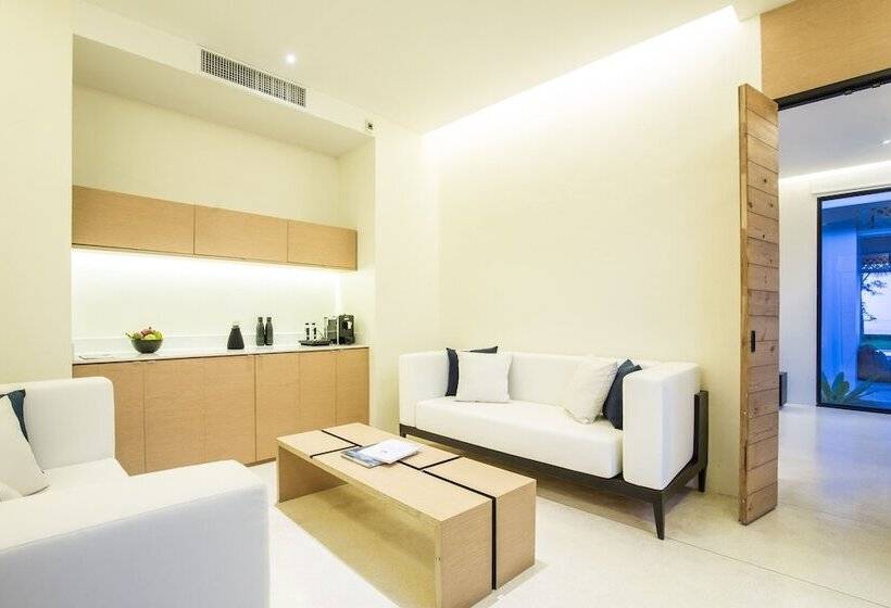 هتل The Anda Mani Khaolak Beachfront Villas