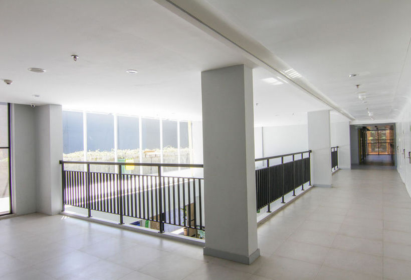 酒店 Urban Styles Hitz Kuta