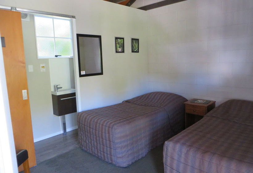 مُتل Sportsmans Lodge