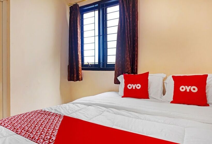 هتل Karawaci Taman Permata Tiga Mitra Reddoorz