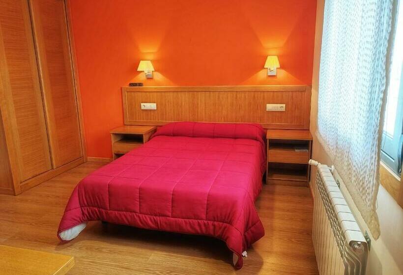 Отель Asador Hostal A Fracha