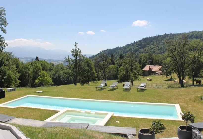 بنسيون Les Chalets De Ludran