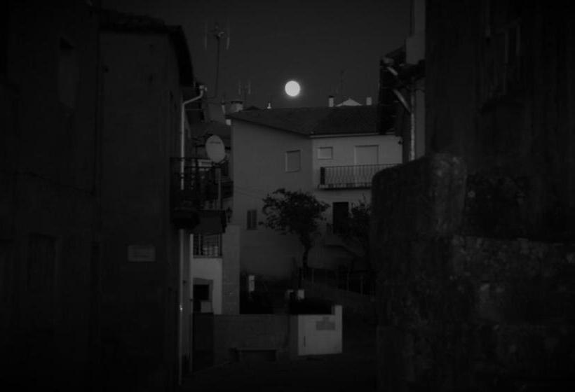 הוסטל Casa Do Manego
