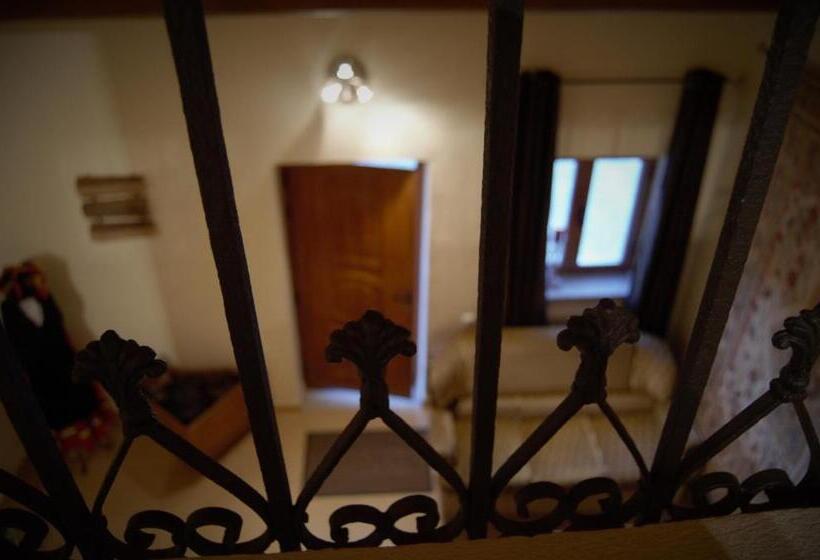 הוסטל Casa Do Manego