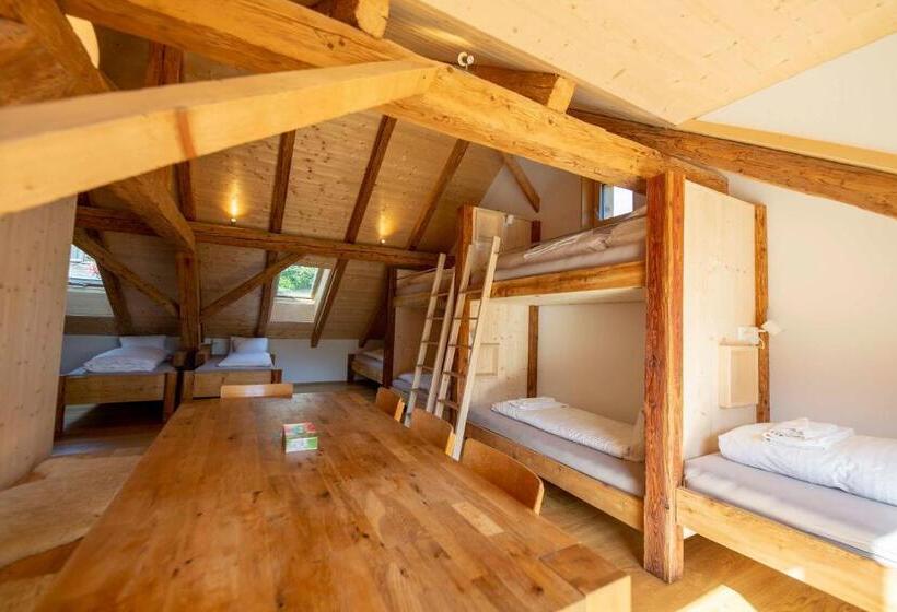 ユースホステル Gasthaus Rössli