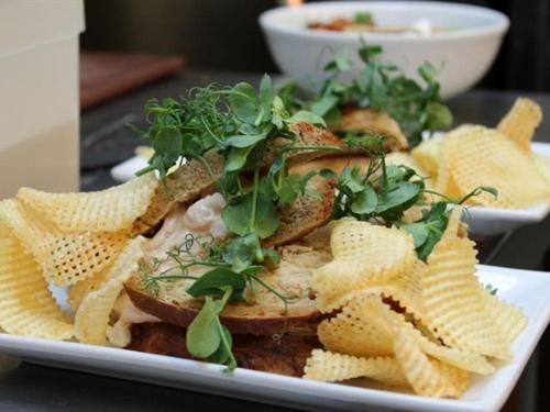 הוסטל The Plough Inn