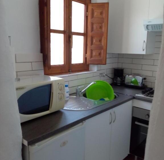 مبيت وإفطار Almond Reef Casa Rural